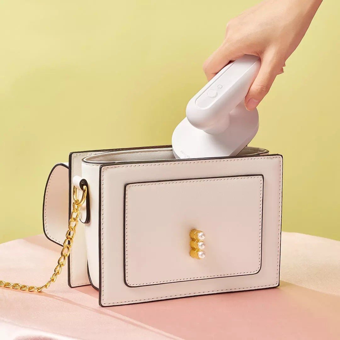 Wireless portable mini dormitory travel iron